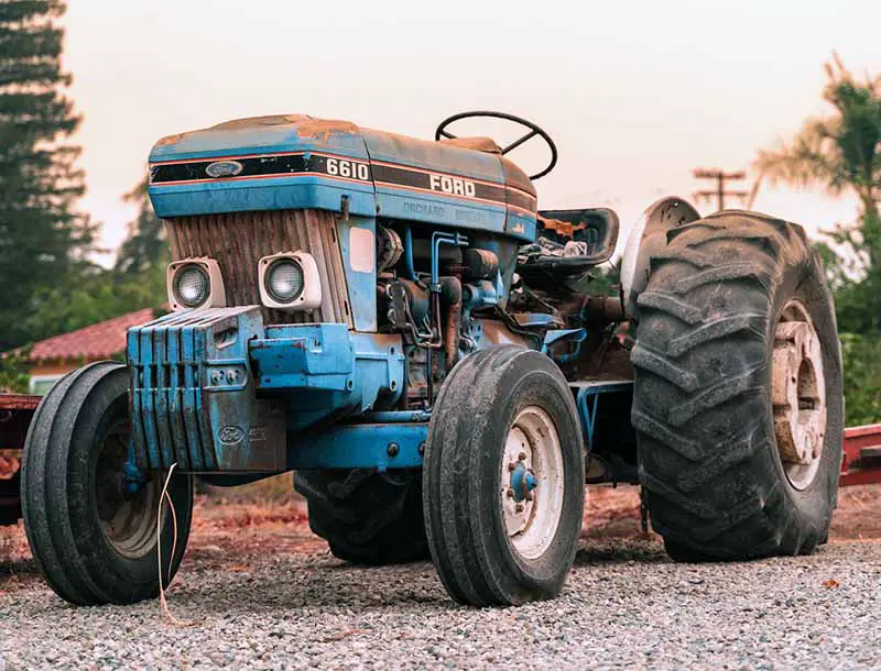 does-ford-still-make-tractors